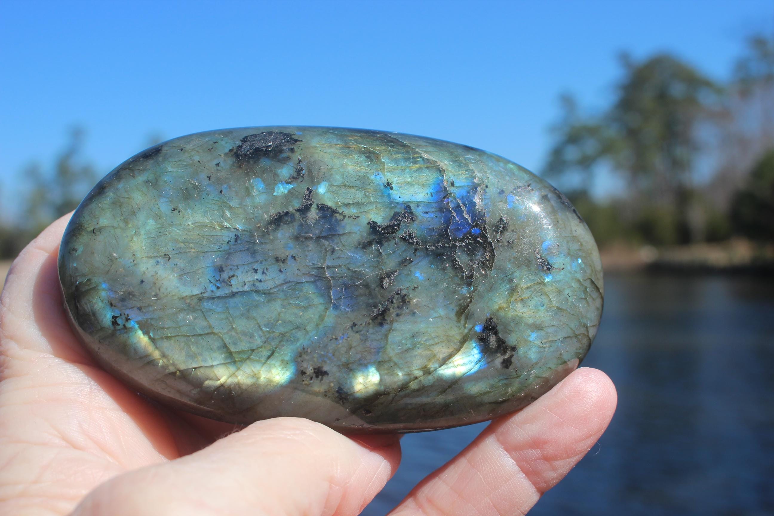 Labradorite Palm Stone, Smooth, nicely polished large oval specimen. Great Blue Flash Polished Gemstone, Labradorite Rock 7.4 oz.