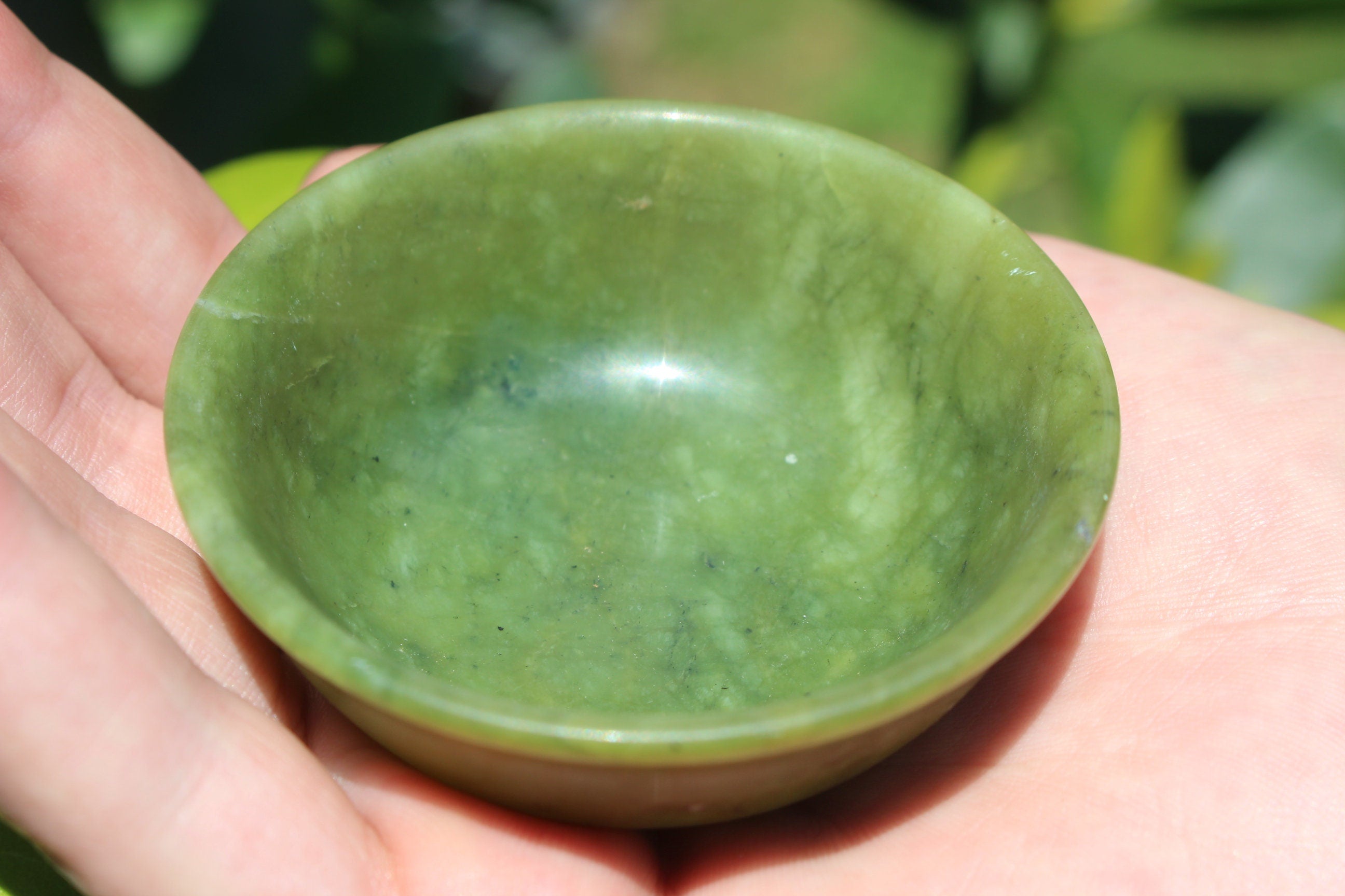 Jade Offerring Bowl, Money Bowl Trinket Dish, Water Offering Bowl, Prayer Meditation Vessel for Altars, Beautifully Carved Collectible.