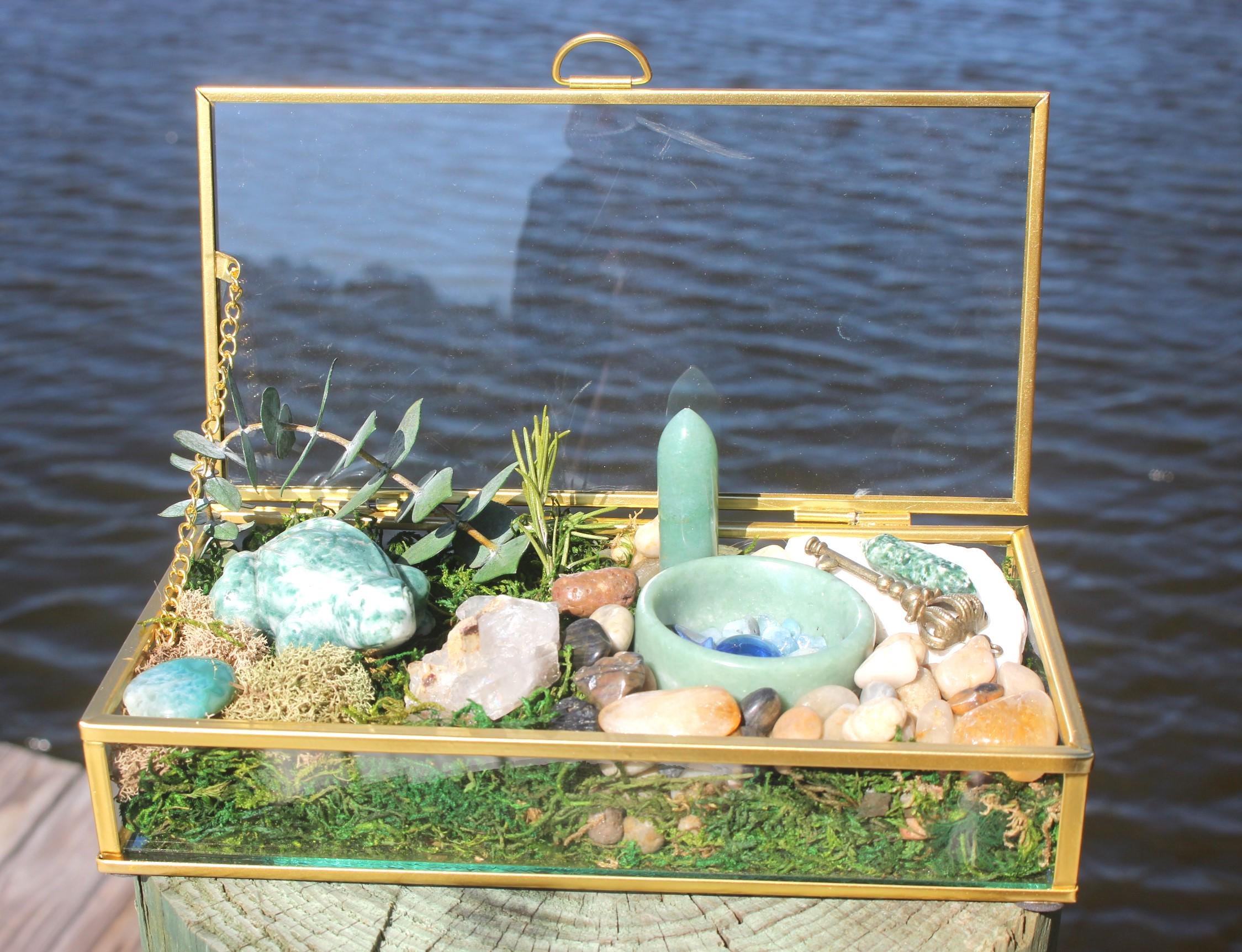 Crystal Forrest Garden Terrarium Treasure Box, Nature Relaxation Gift, Moss Agate Frog, Quartz Crystal-Jade Water Bowl-Moss, Aventurine!