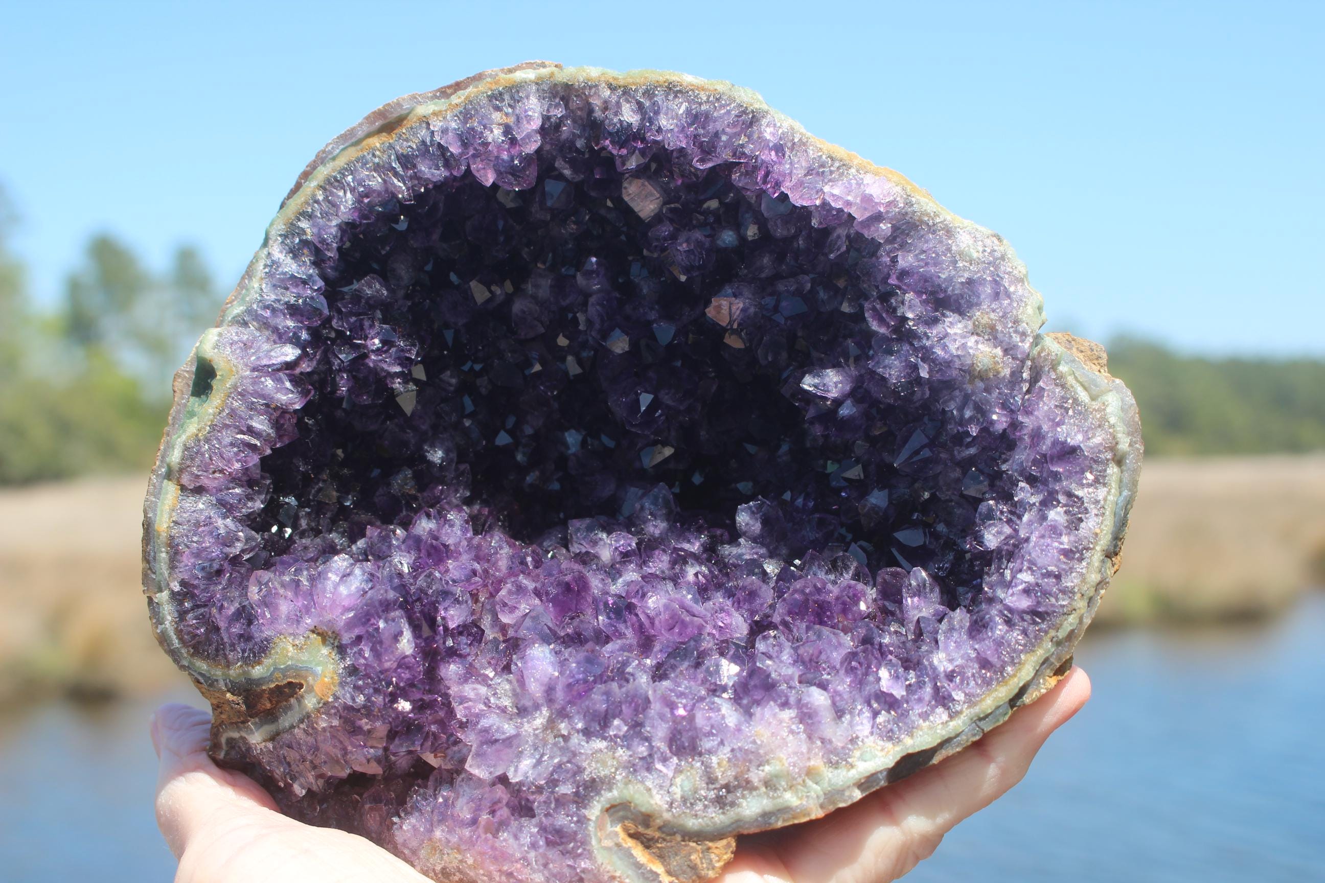 Amethyst Geode Crystal Bowl. Large Amethyst Cluster, Beautifully Shaped- Raw Purple Amethyst Specimen, Boho Crystal Home Décor,