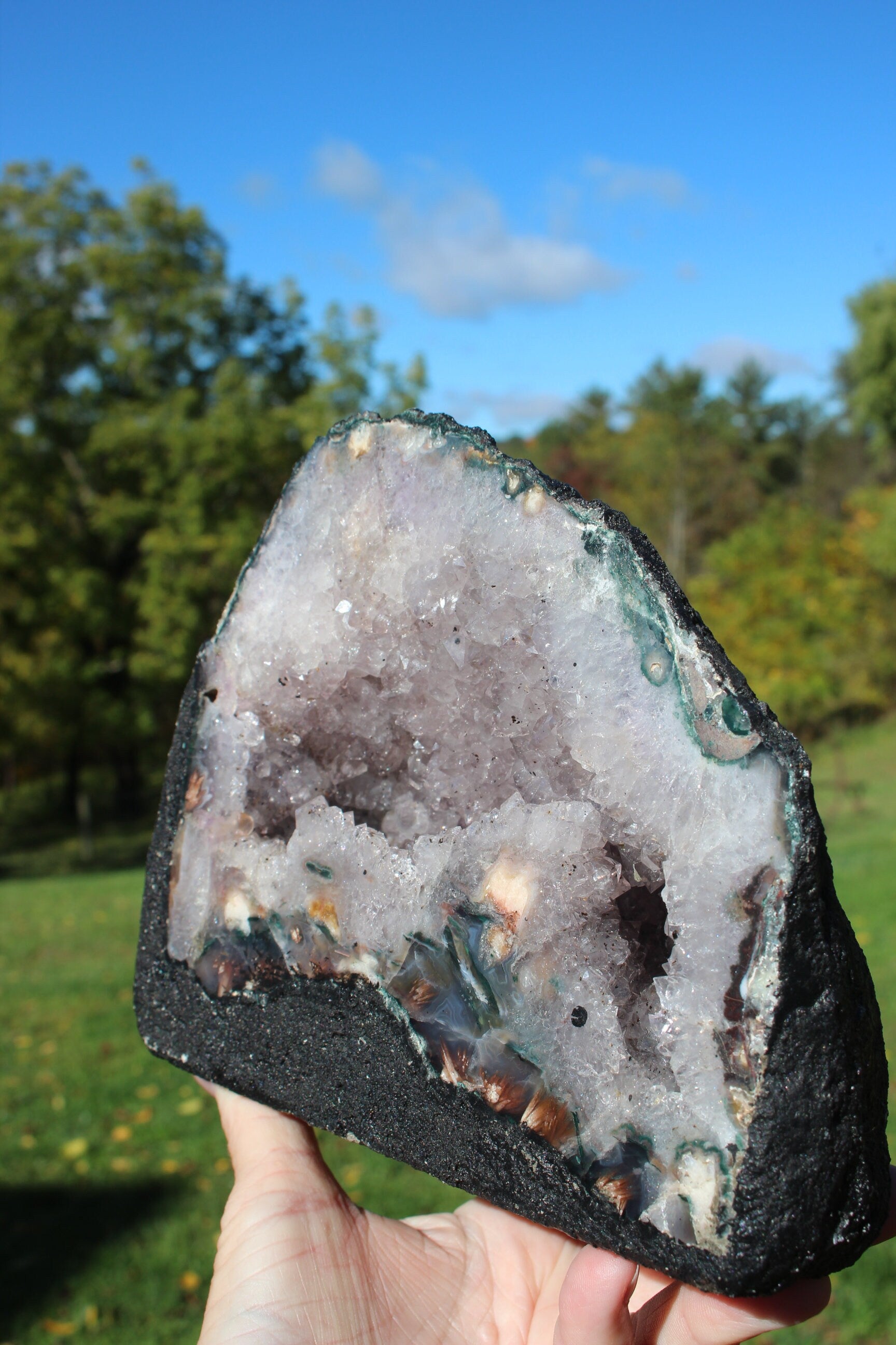 Amethyst Geode Crystal Cathedral, Hollow Geode Cave, Boho Home Décor. 5 lb. 8 oz. Collectible Specimen. FREE Shipping!