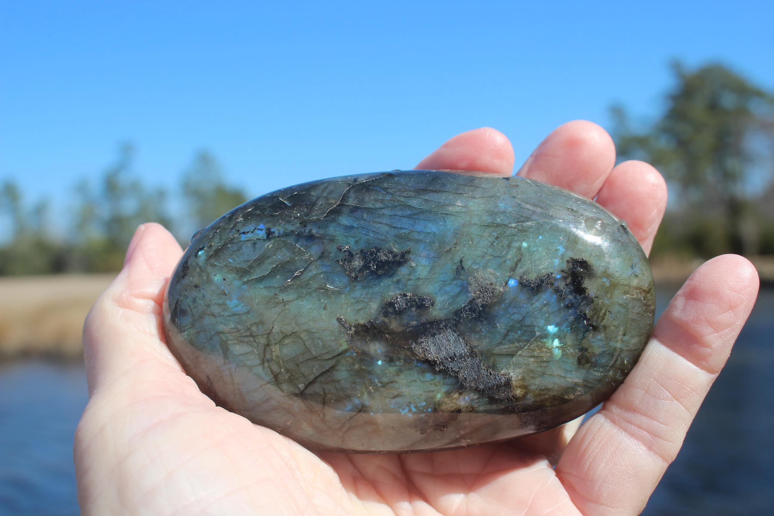Labradorite Palm Stone, Smooth, nicely polished large oval specimen. Great Blue Flash Polished Gemstone, Labradorite Rock 7.4 oz.