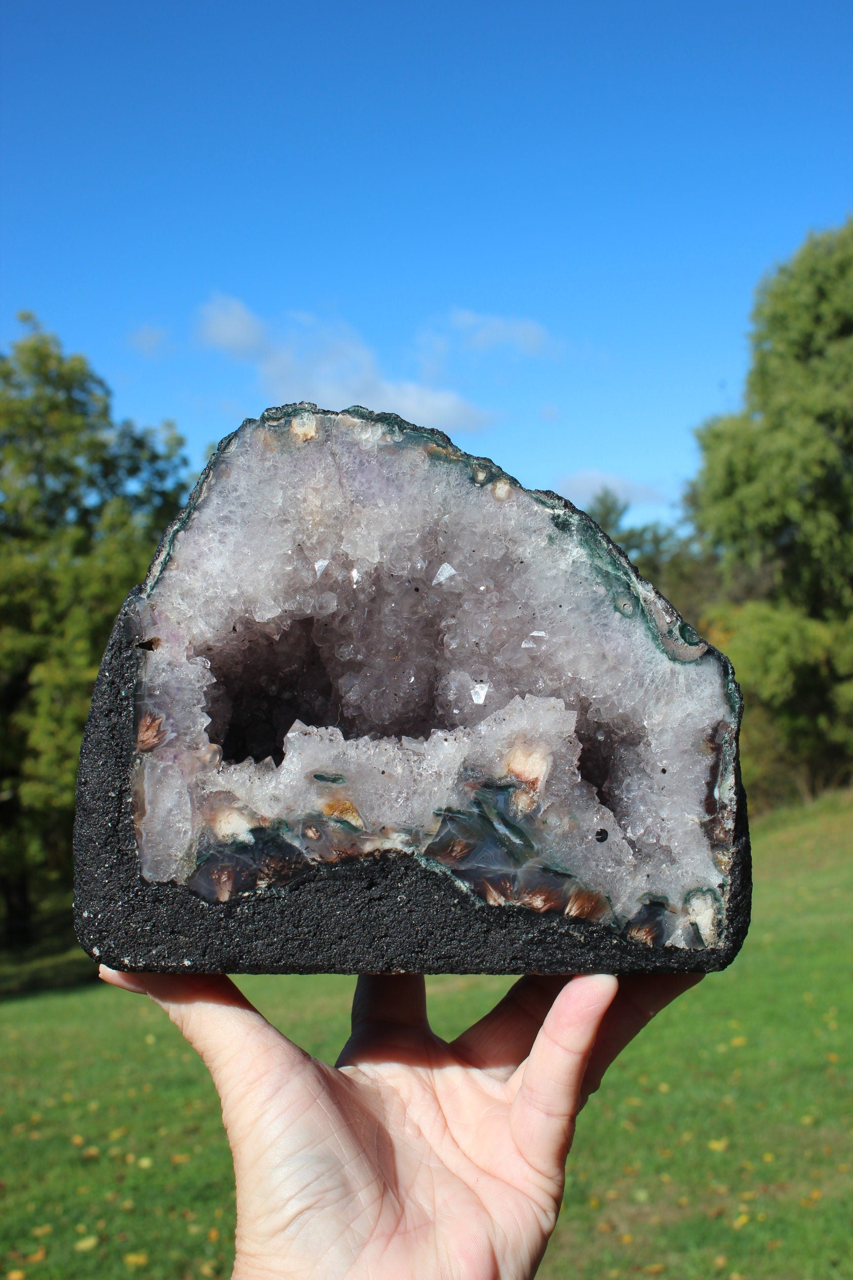 Amethyst Geode Crystal Cathedral, Hollow Geode Cave, Boho Home Décor. 5 lb. 8 oz. Collectible Specimen. FREE Shipping!