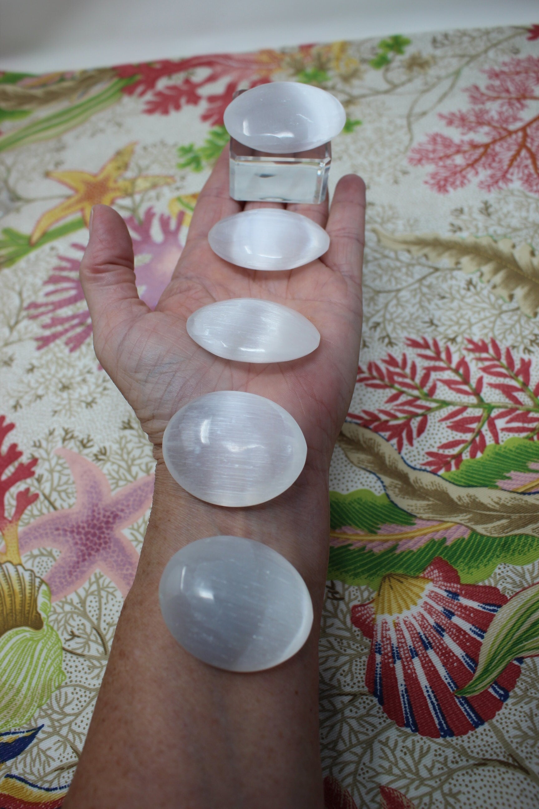 Pair of Selenite Palm Stones, Worry Stones, Crystal White Meditation Stones, Smooth Polish feels great in your hands. Nice Stocking Stuffer!