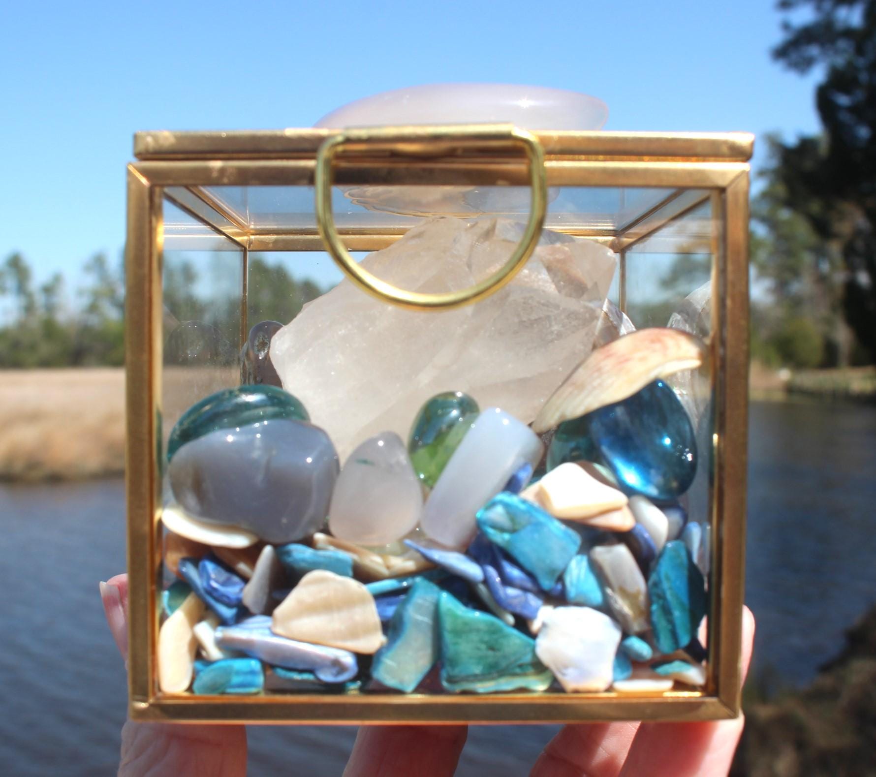 Quartz & Shells Crystal Terrarium Box, Agate Carved Moon, Handmade, Double Term Crystal, Abalone Shells, Glass Trinkets, Magical Beachy Nature Gift.