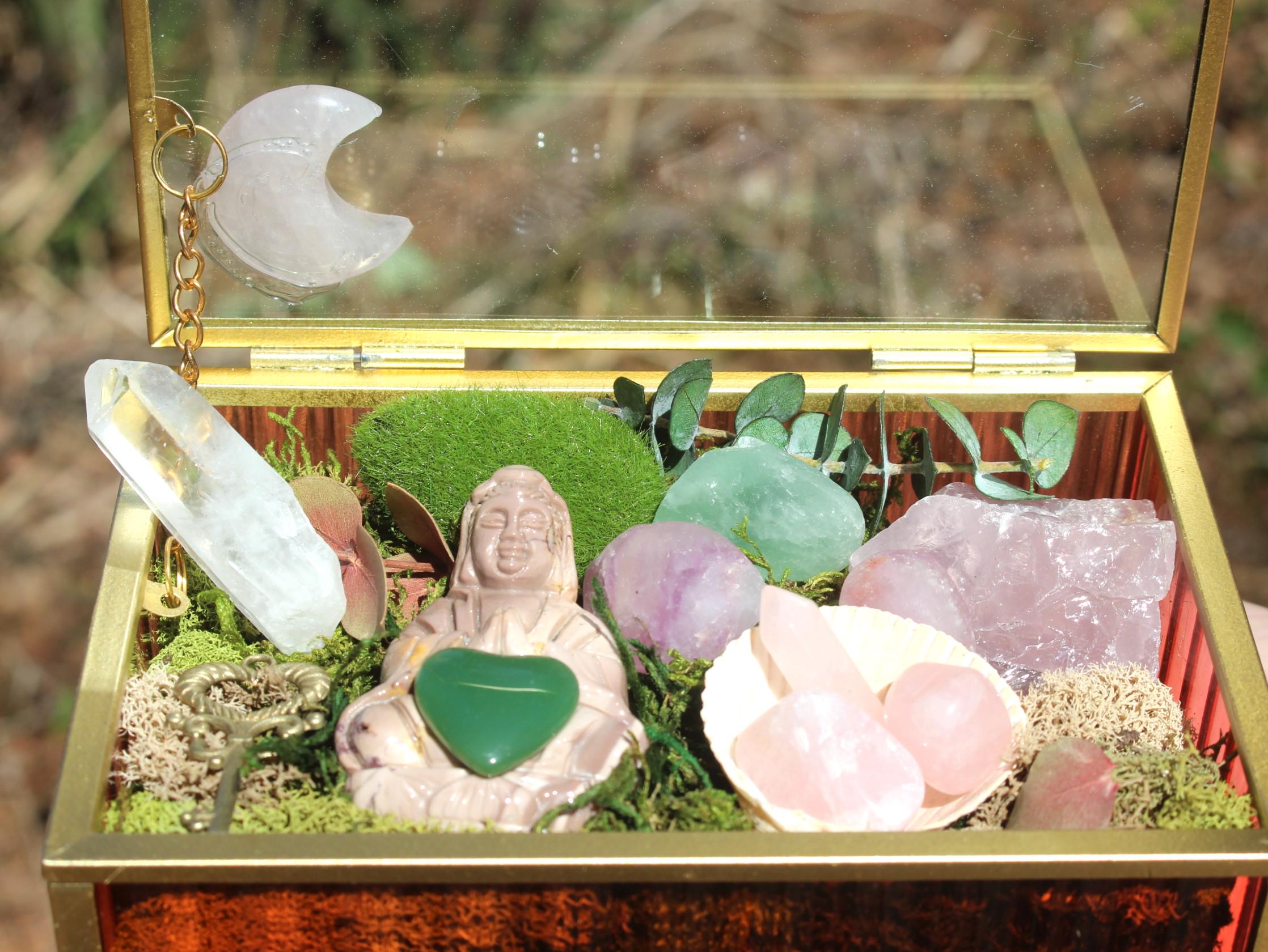 Crystal Moss Terrarium Box With Large Quan Yin Carving, Spirit Filled Glass Altar Box, Handmade Rose Quartz Reflection Gift Box Collectible.