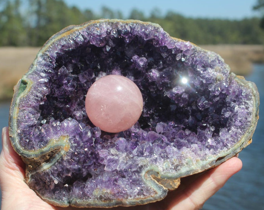 Amethyst Gemstones and Geode's