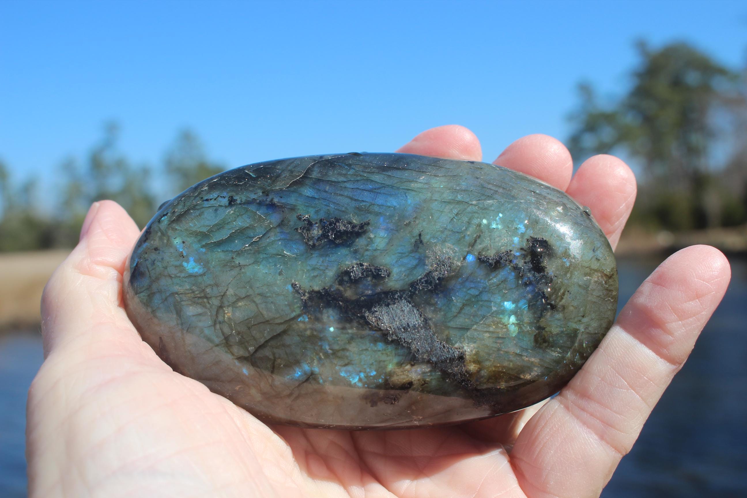 Labradorite Palm Stone, Smooth, nicely polished large oval specimen. Great Blue Flash Polished Gemstone,  Labradorite Rock   7.4  oz.