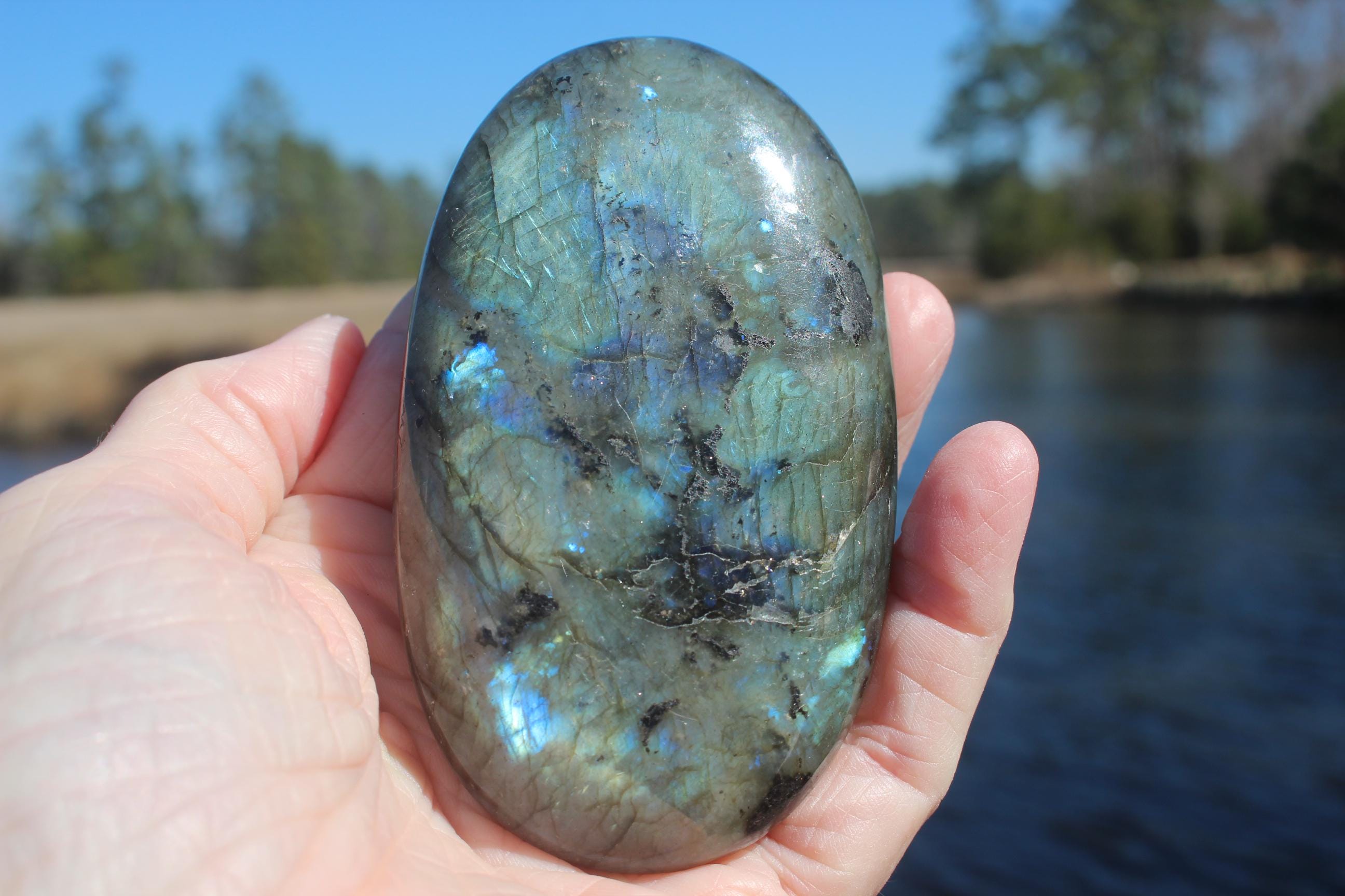 Labradorite Palm Stone, Smooth, nicely polished large oval specimen. Great Blue Flash Polished Gemstone,  Labradorite Rock   7.4  oz.