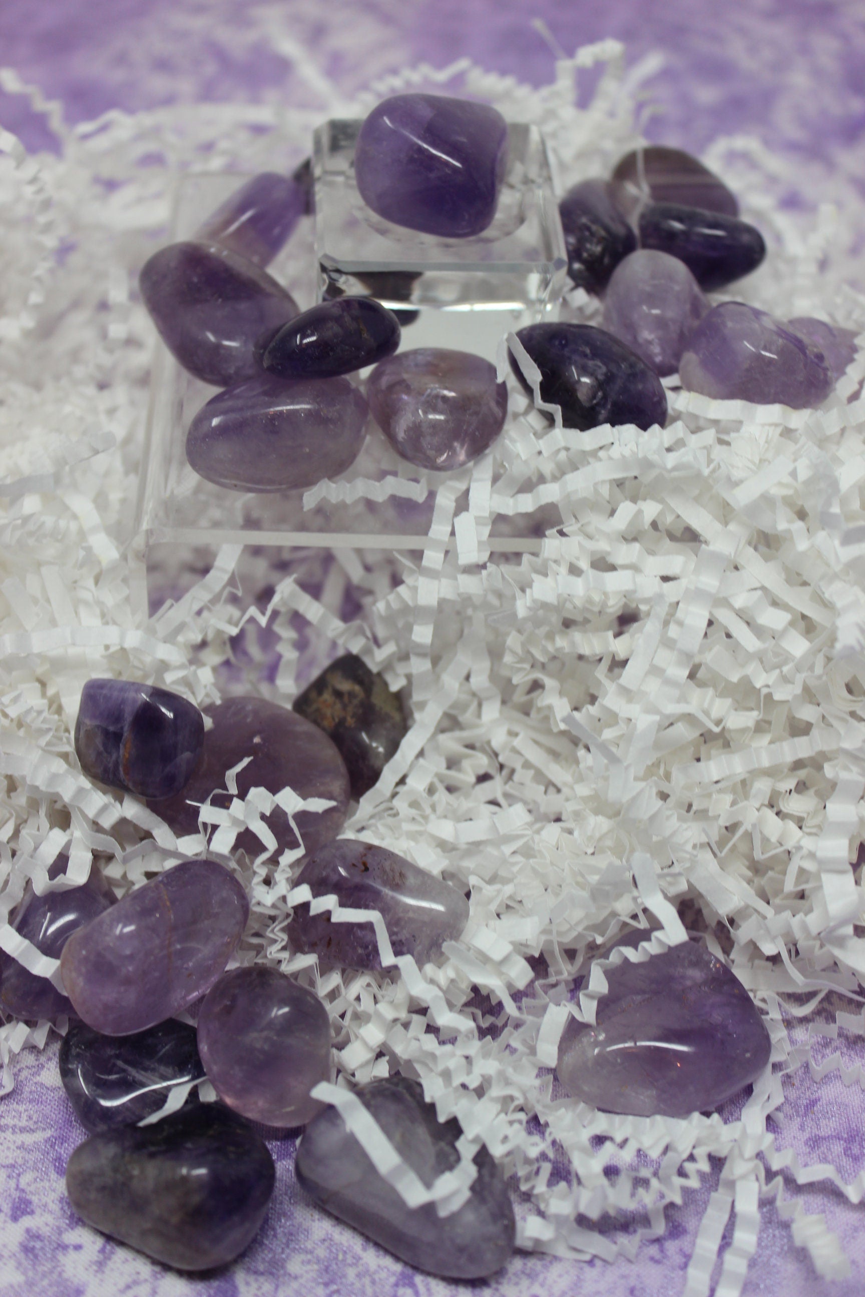 Four Amethyst Gemstone Pebbles, Tumbled Crystal Nuggets, Lavender Color, for Jewelry, Art &  Crafts, Crystal Grids, Terrariums,