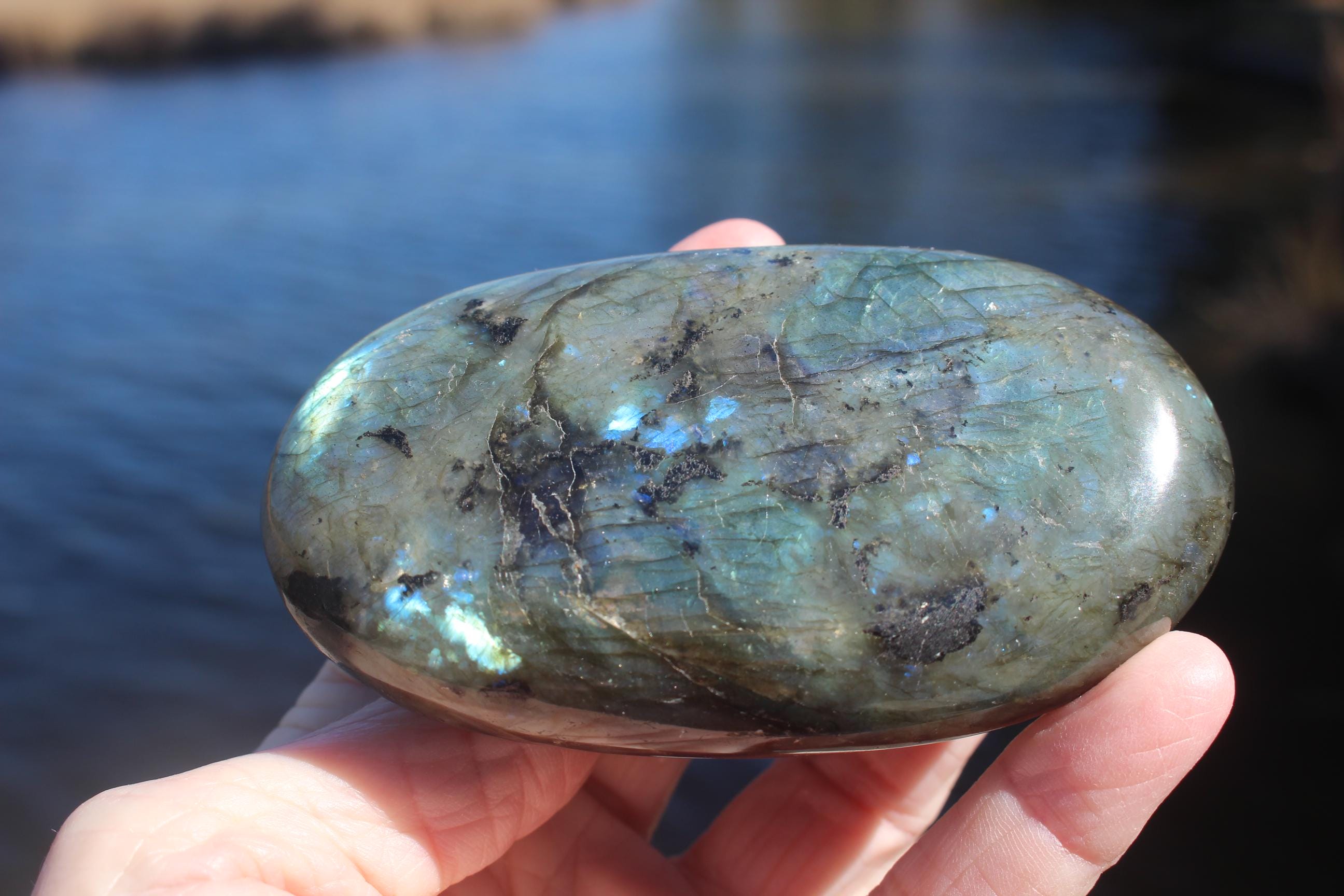 Labradorite Palm Stone, Smooth, nicely polished large oval specimen. Great Blue Flash Polished Gemstone,  Labradorite Rock   7.4  oz.