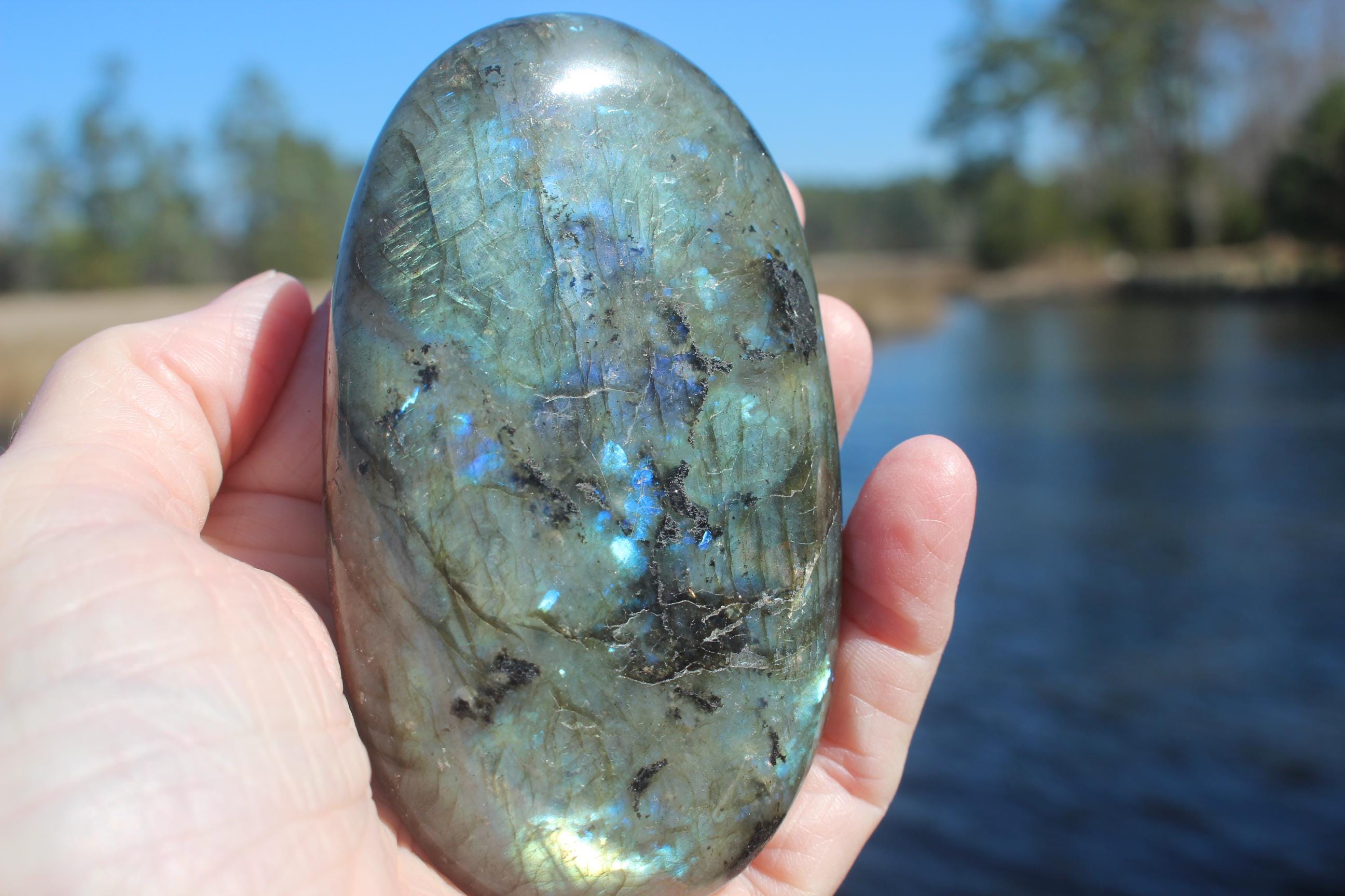 Labradorite Palm Stone, Smooth, nicely polished large oval specimen. Great Blue Flash Polished Gemstone,  Labradorite Rock   7.4  oz.