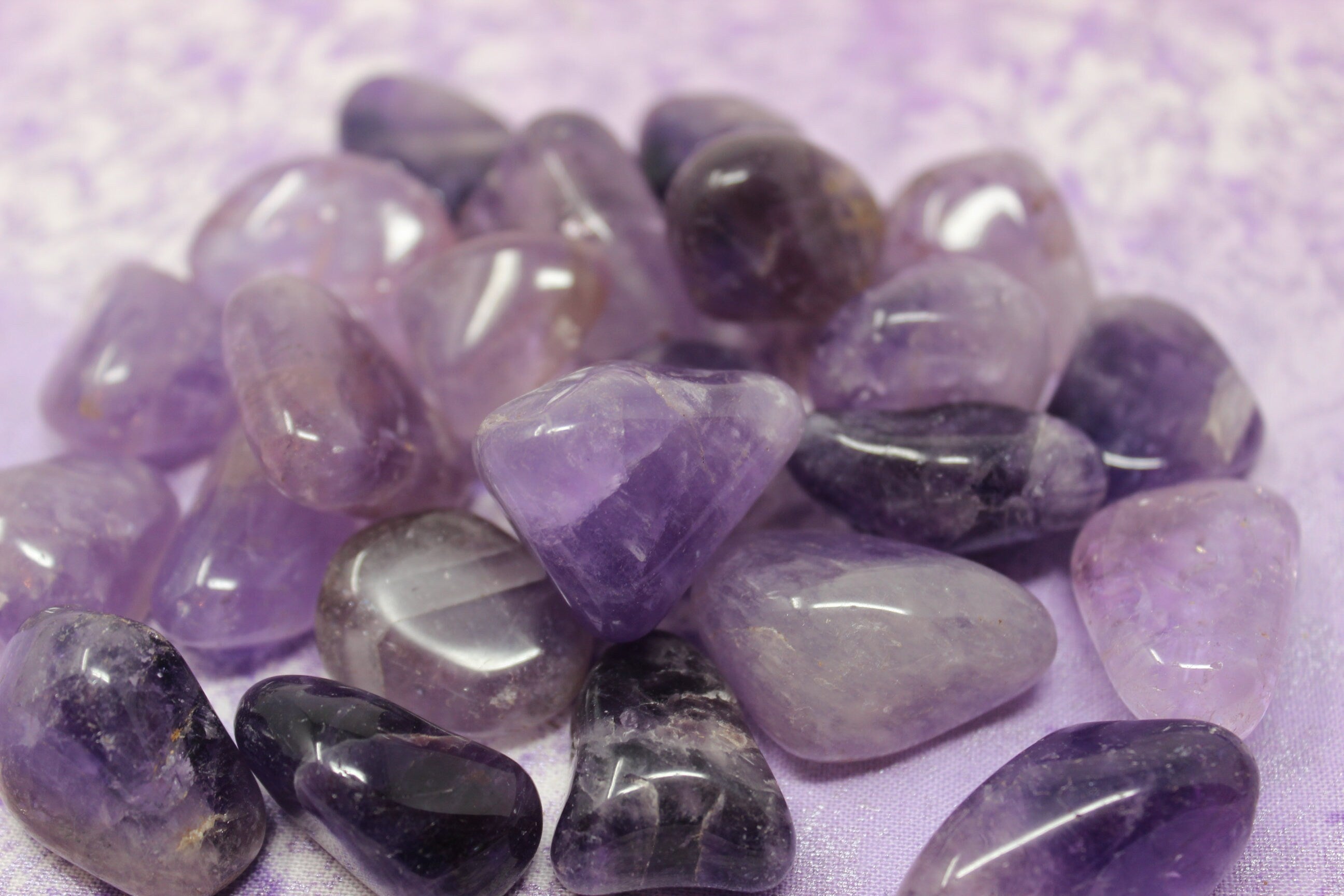 Four Amethyst Gemstone Pebbles, Tumbled Crystal Nuggets, Lavender Color, for Jewelry, Art &  Crafts, Crystal Grids, Terrariums,